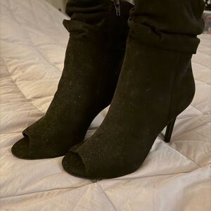 Material Girl Elegant Black Suede Heeled Boots